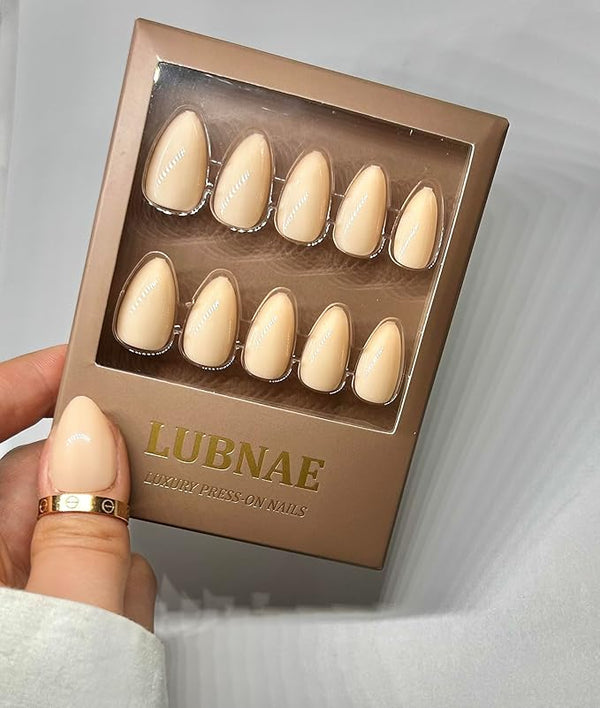 -Designed in PARIS. Luxury Collection Press-On Nails – Collection – 30 Reusable Nails with Glue – Almond Short – Salon Quality at Home (Velvet Nude)